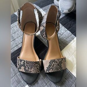Cato Comfort Wedge Heel Strappy Animal Print Sandals Women's Size 11 Sexy
